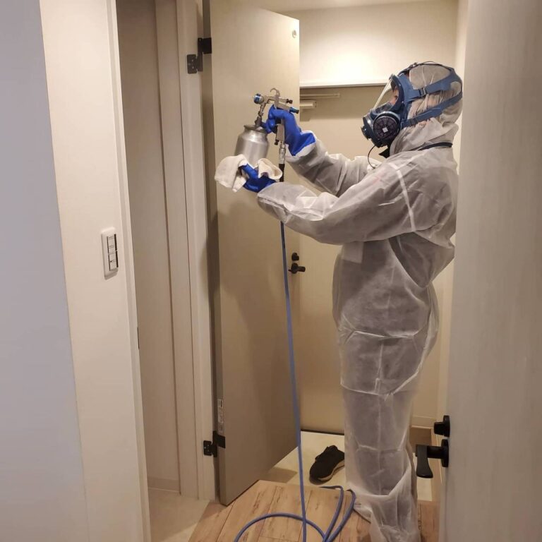 マンションのカビ取り