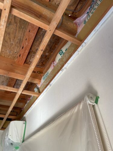 カビ除去＋リフォームで根本解決！再発しない施工方法とは？