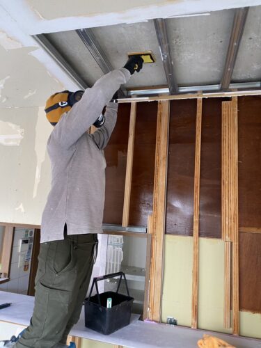 壁のカビが消えない本当の理由｜漏水トラブルの見抜き方とは